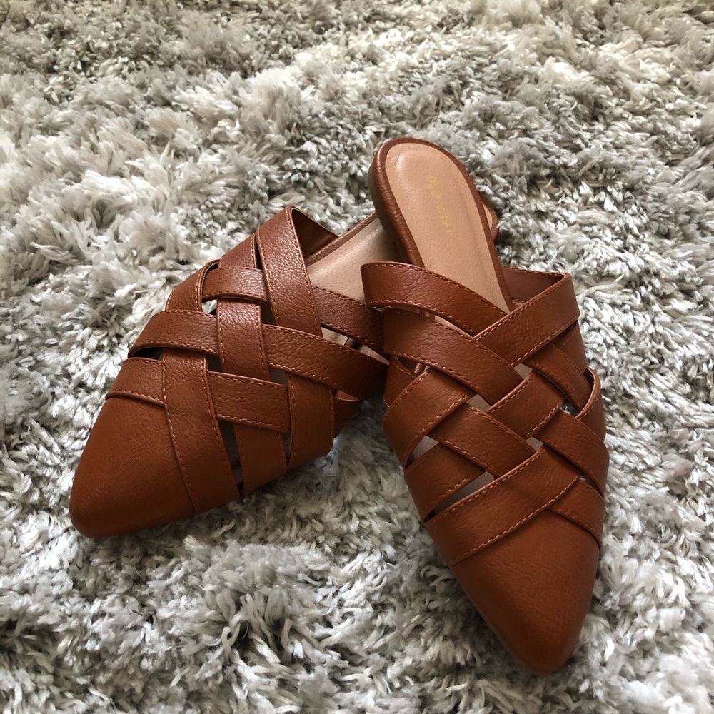 Old Navy Woven Mules